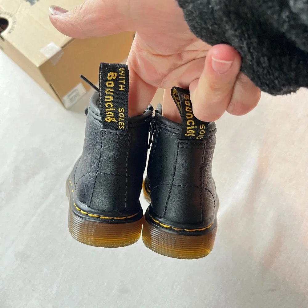 Dr. Martens 1460 I Infants‎ Black Leather Lace Up Side Zip Boots Size 4 US 19 EU